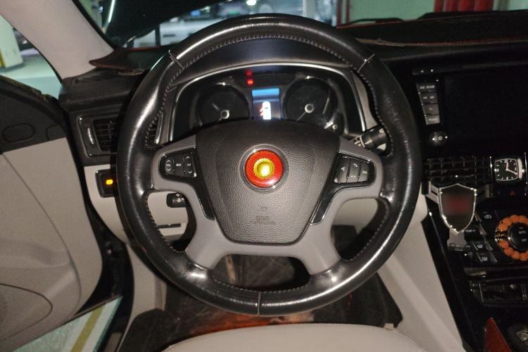 Used Hongqi H7 2015 1.8T Luxury Model Steering Wheel