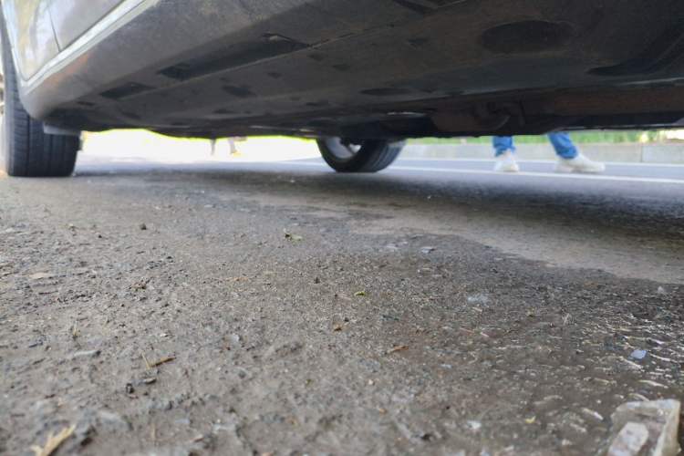 Used Hongqi H7  Chassis Front Right
