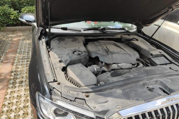 Used Hongqi H7  Engine Bay Right
