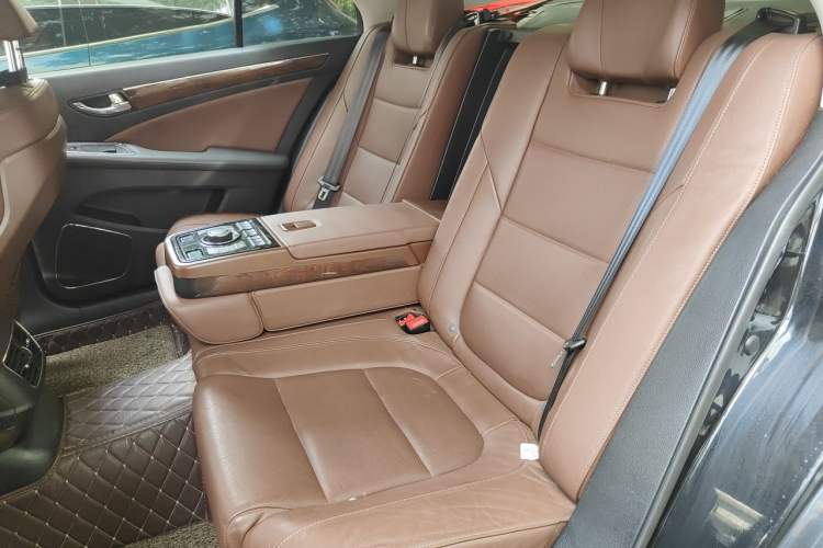 Used Hongqi H7  Left Rear Seat