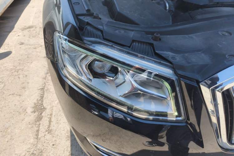 Used Hongqi H7  Right Front Headlight