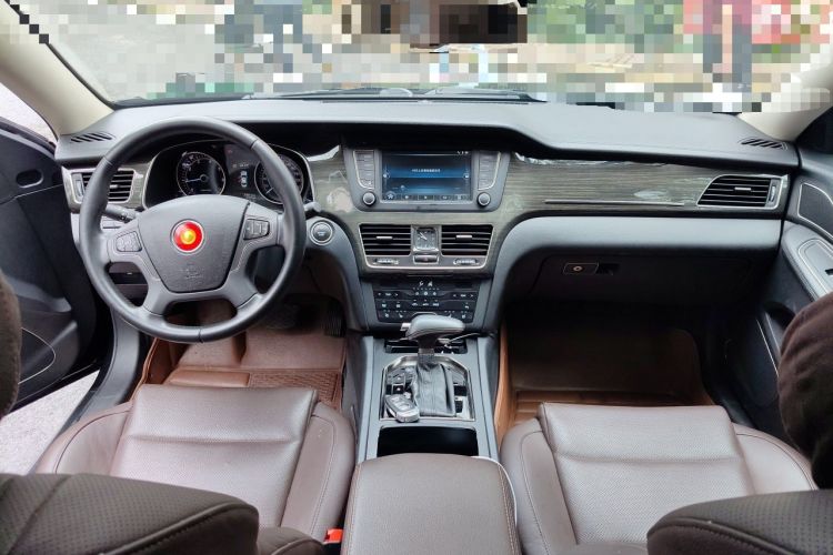 Used Hongqi H7 2017 2.0T Luxury Model Center Console