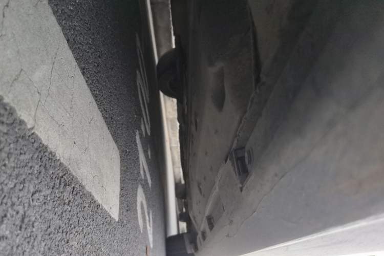 Used Hongqi H7 2017 2.0T Luxury Model Chassis Front Left