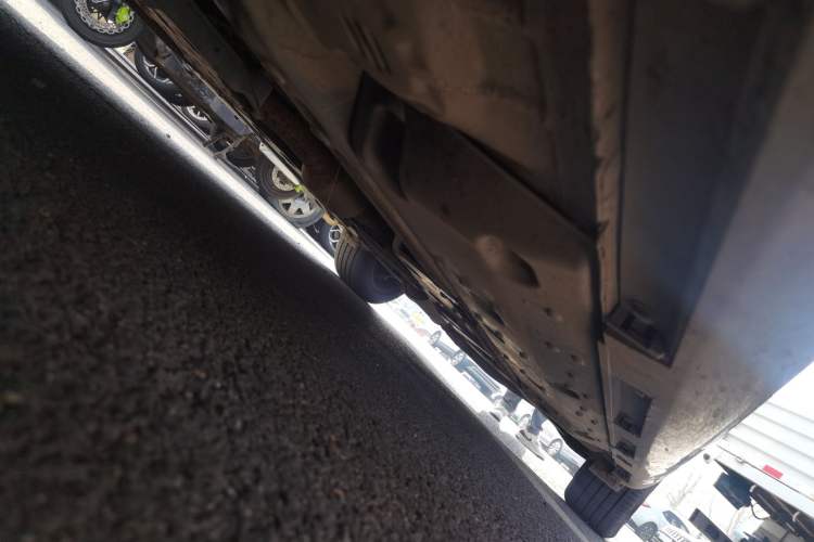 Used Hongqi H7 2017 1.8T Tech Model Chassis Front Left