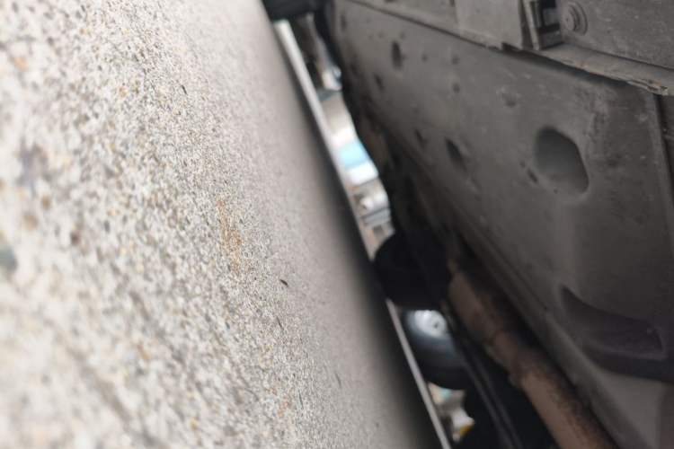 Used Hongqi H7 2017 1.8T Tech Model Chassis Front Right