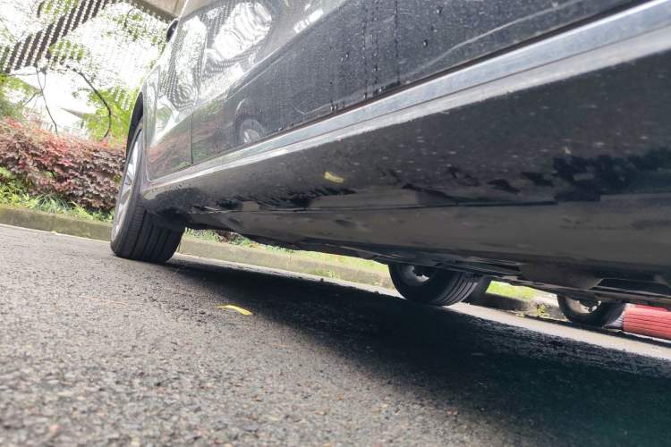 Used Hongqi H7 2017 2.0T Luxury Model Chassis Front Right
