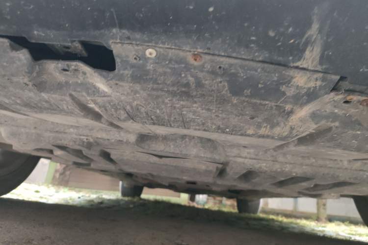 Used Hongqi H7 2017 2.0T Luxury Model Chassis Front