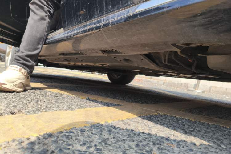 Used Hongqi H7 2017 2.0T Luxury Model Chassis Rear Left
