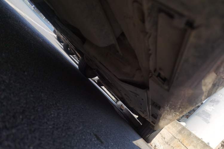 Used Hongqi H7 2017 1.8T Tech Model Chassis Rear Right