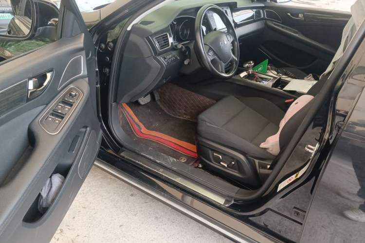 Used Hongqi H7 2017 1.8T Tech Model Driver Seat