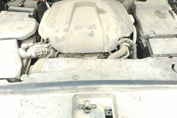 Used Hongqi H7 2017 1.8T Luxury Model Engine Bay