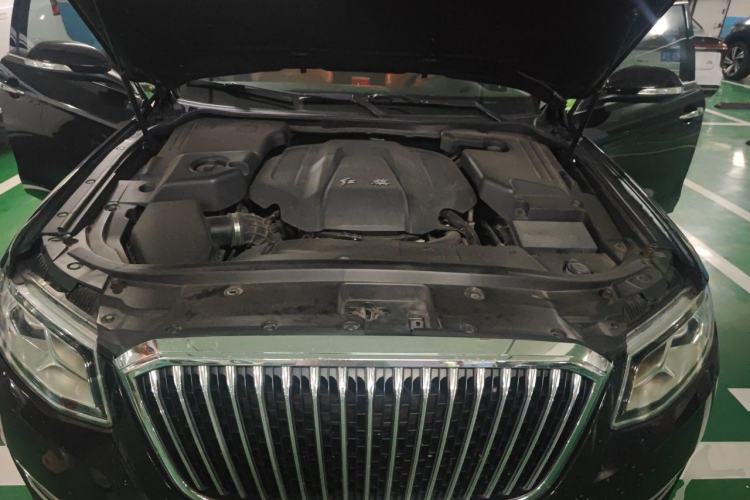 Used Hongqi H7  Engine Bay