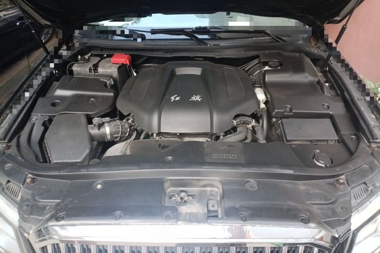 Used Hongqi H7 2017 2.0T Luxury Model Engine Bay