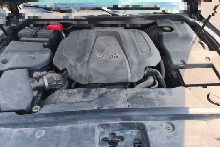 Used Hongqi H7 2017 2.0T Luxury Model Engine Bay