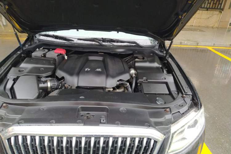 Used Hongqi H7 2017 1.8T Tech Model Engine Bay Left