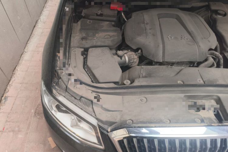 Used Hongqi H7 2017 1.8T Tech Model Engine Bay Right