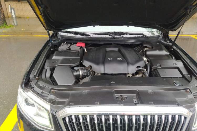 Used Hongqi H7 2017 1.8T Tech Model Engine Bay Right