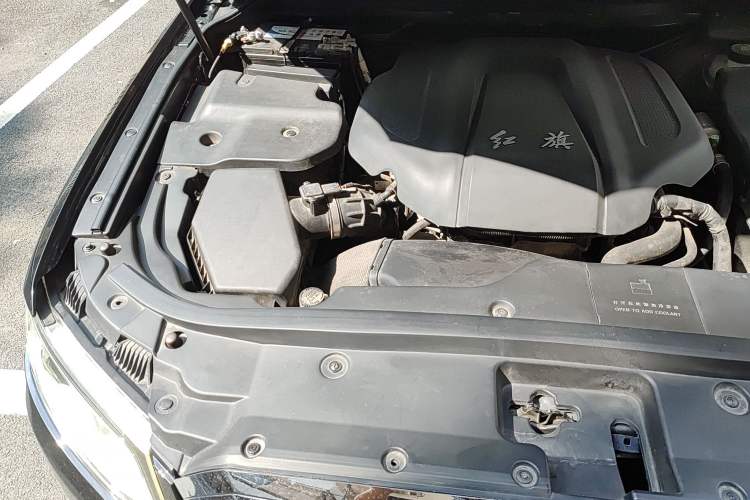 Used Hongqi H7 2017 1.8T Tech Model Engine Bay Right
