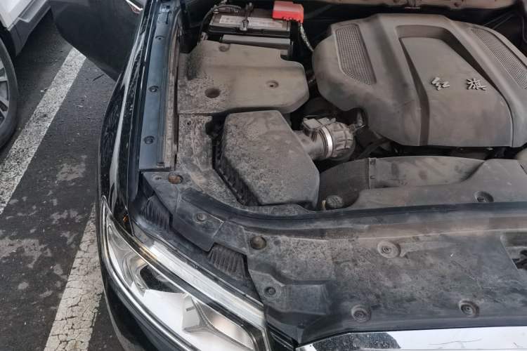 Used Hongqi H7 2017 1.8T Tech Model Engine Bay Right
