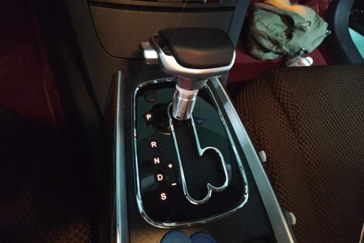 Used Hongqi H7  Gear Lever