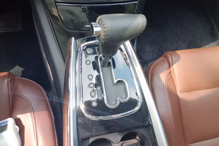 Used Hongqi H7  Gear Lever