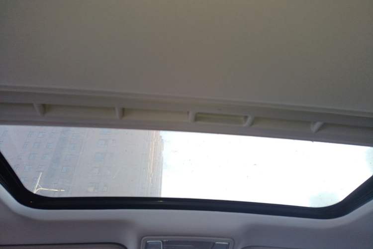 Used Hongqi H7 2017 1.8T Tech Model Headliner