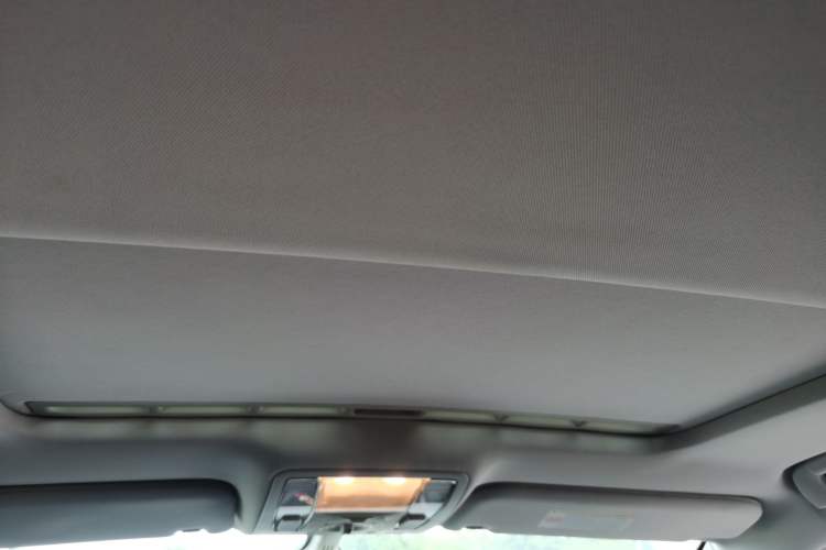 Used Hongqi H7 2017 1.8T Tech Model Headliner