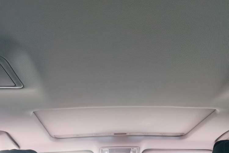 Used Hongqi H7 2017 1.8T Tech Model Headliner