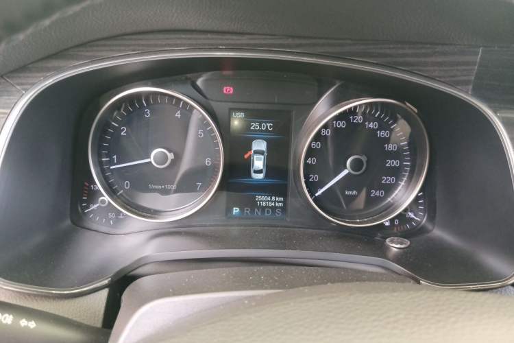 Used Hongqi H7 2017 1.8T Tech Model Instrument Cluster