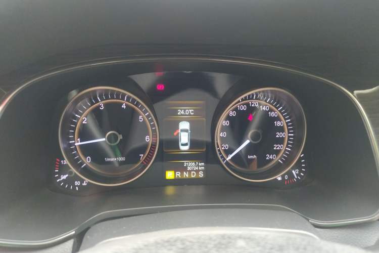 Used Hongqi H7 2017 1.8T Tech Model Instrument Cluster