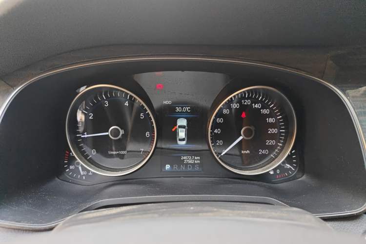 Used Hongqi H7 2017 2.0T Luxury Model Instrument Cluster