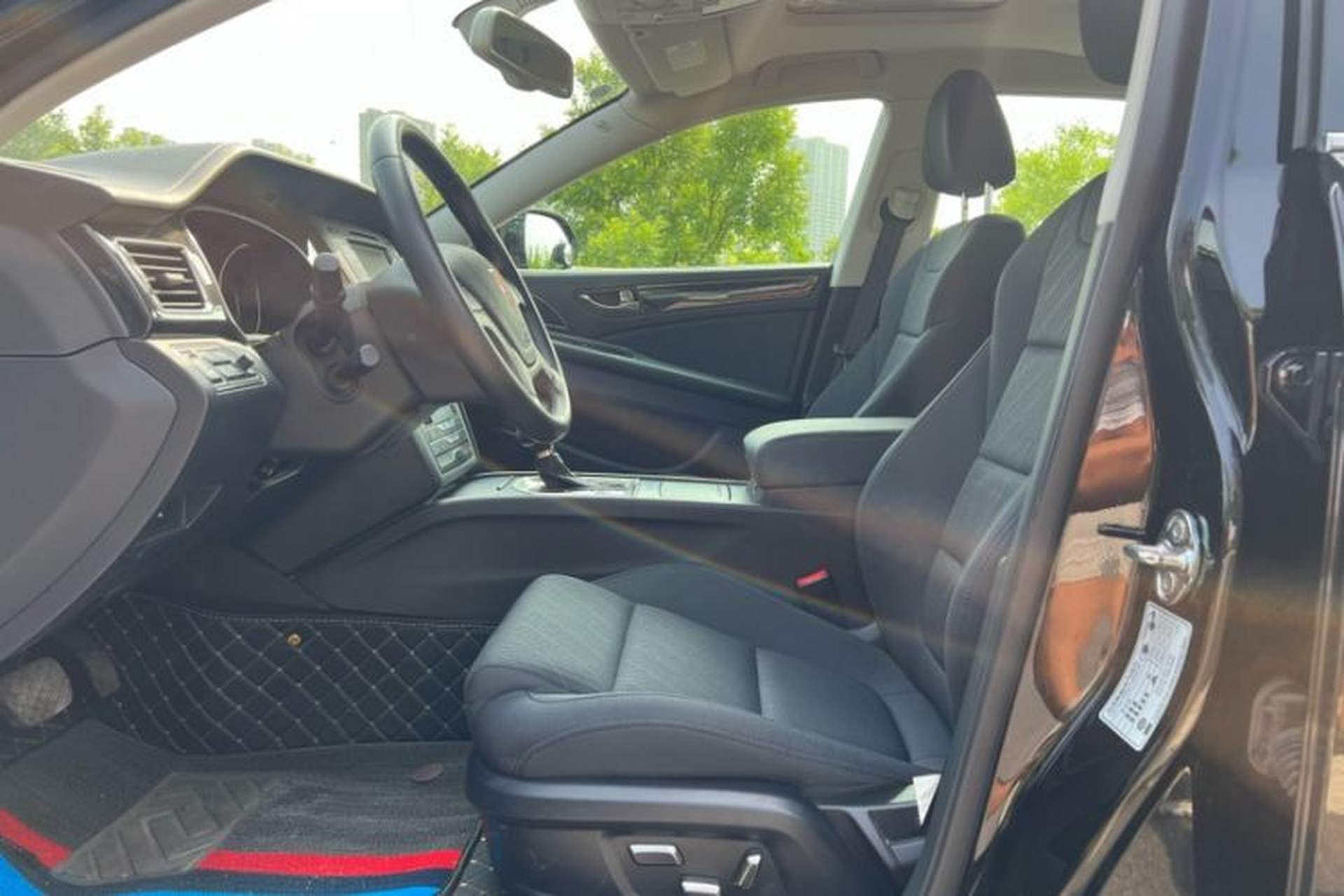 Used Hongqi H7 2017 1.8T Tech Model Interior 2