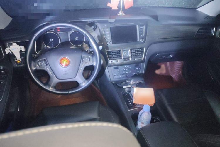 Used Hongqi H7 2017 2.0T Luxury Model Interior 2
