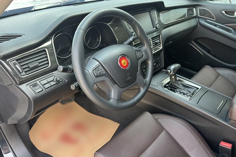 Used Hongqi H7 2017 2.0T Luxury Model Interior 9