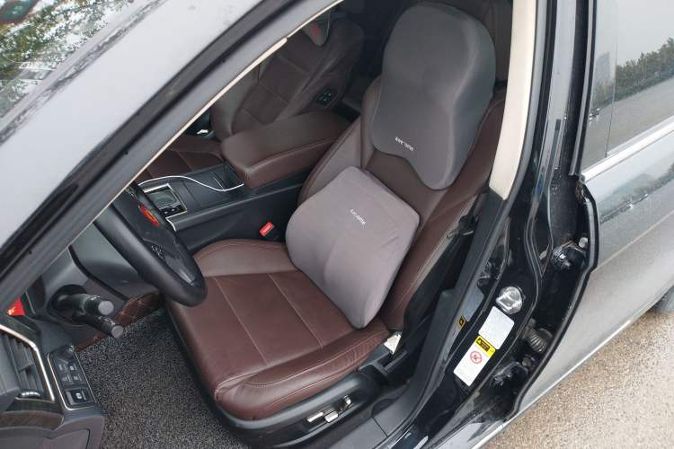 Used Hongqi H7 2017 2.0T Luxury Model Left Front Seat