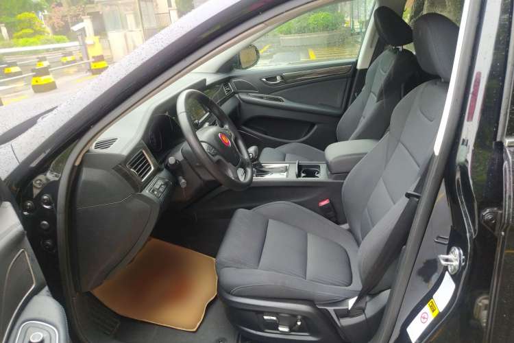 Used Hongqi H7 2017 1.8T Tech Model Left Front Seat