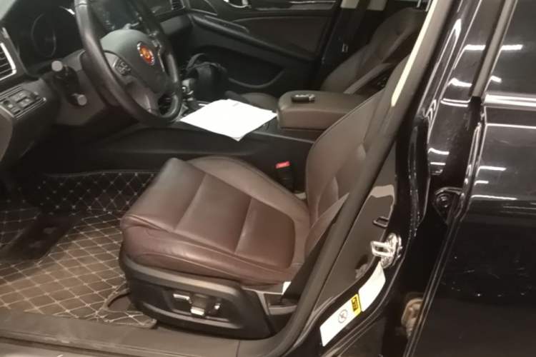 Used Hongqi H7 2017 2.0T Luxury Model Left Front Seat