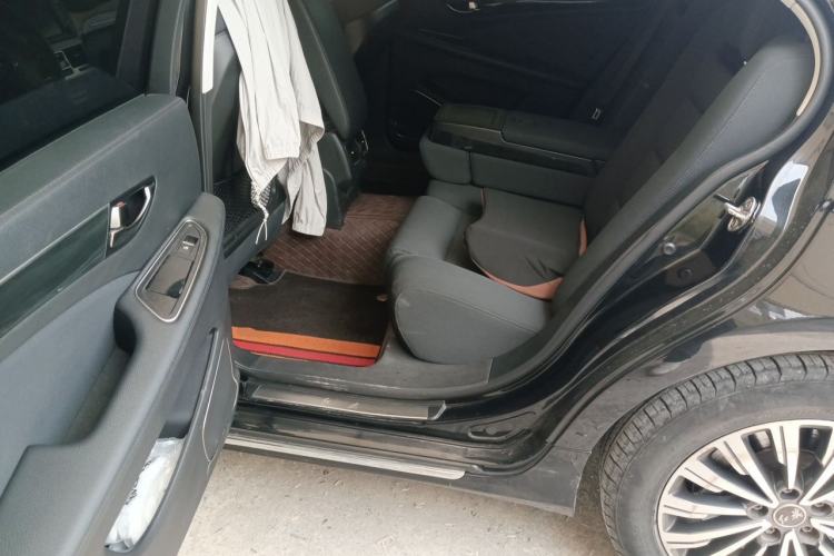 Used Hongqi H7 2017 1.8T Tech Model Left Rear Seat
