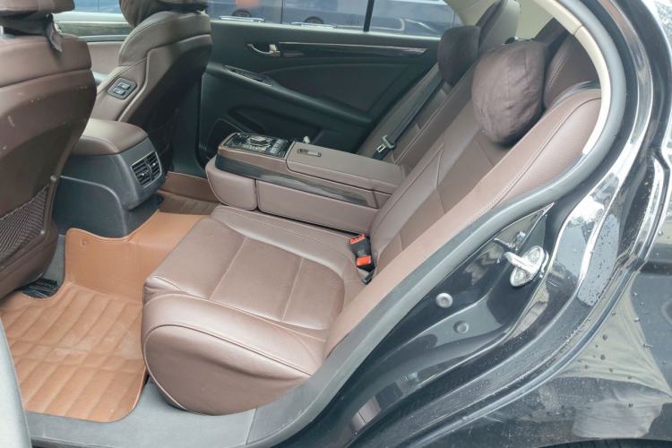 Used Hongqi H7 2017 2.0T Luxury Model Left Rear Seat