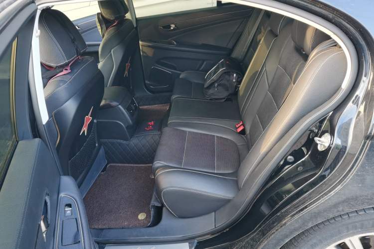 Used Hongqi H7 2017 1.8T Tech Model Left Rear Seat