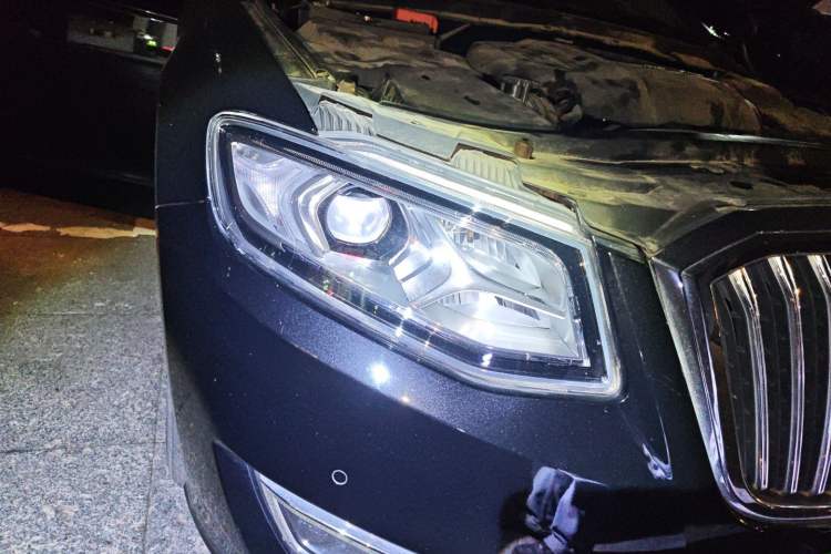 Used Hongqi H7 2017 1.8T Tech Model Right Front Headlight
