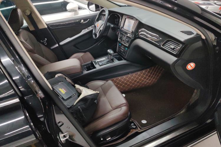 Used Hongqi H7 2017 1.8T Luxury Model Right Front Seat