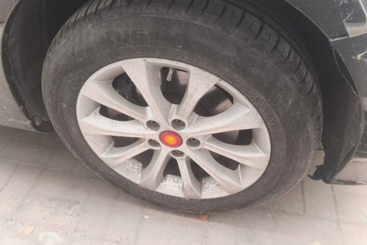 Used Hongqi H7 2017 1.8T Tech Model Right Front Wheel Hub