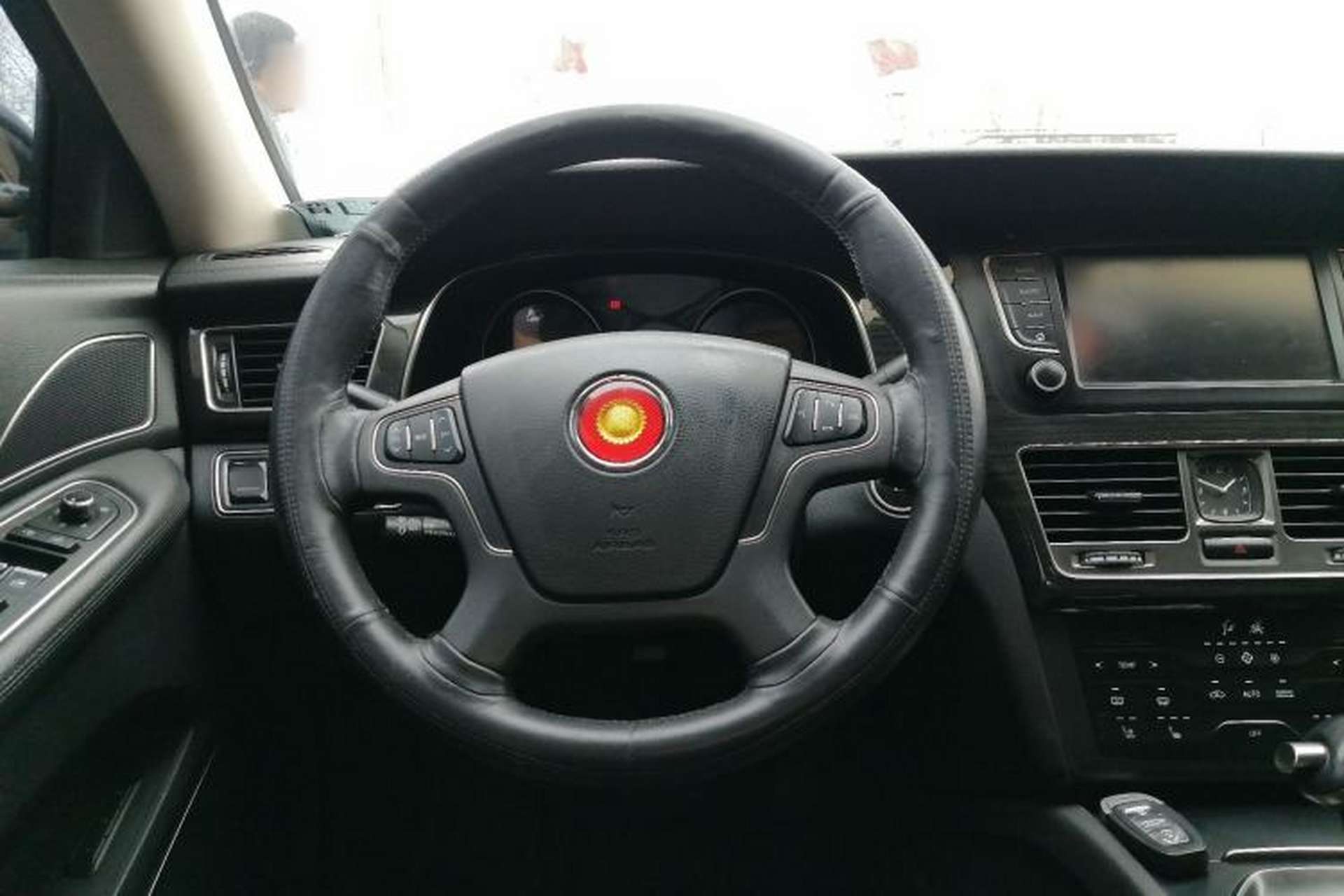 Used Hongqi H7 2017 3.0L Deluxe Edition Steering Wheel