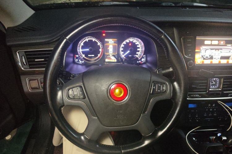 Used Hongqi H7 2017 2.0T Luxury Model Steering Wheel