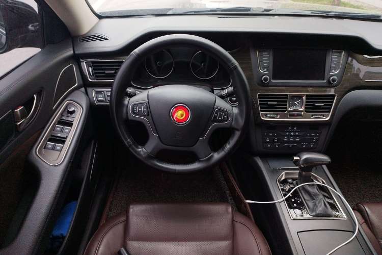 Used Hongqi H7 2017 2.0T Luxury Model Steering Wheel