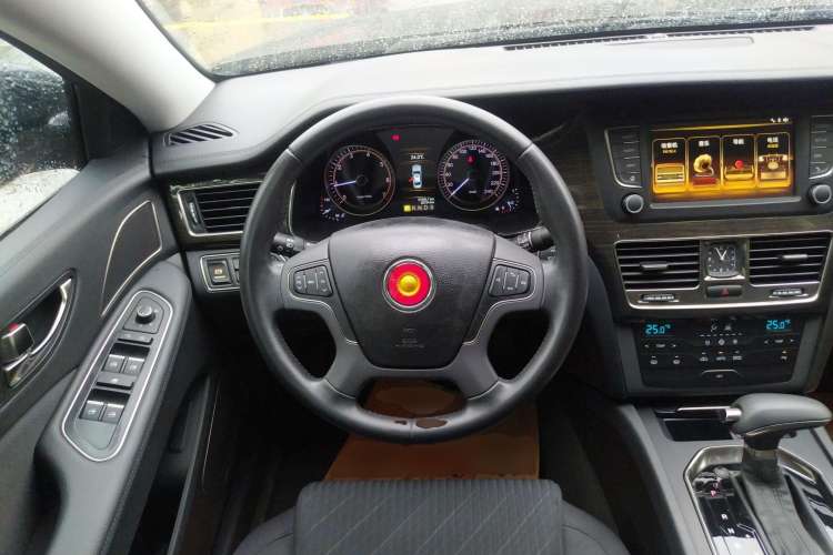 Used Hongqi H7 2017 1.8T Tech Model Steering Wheel