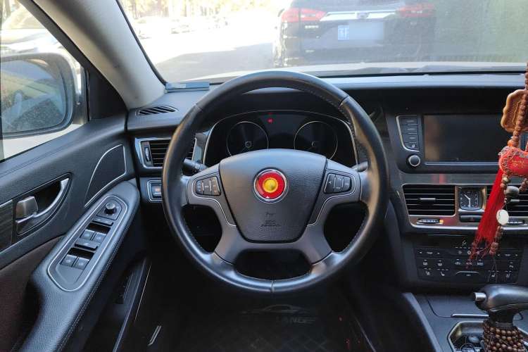 Used Hongqi H7 2017 2.0T Luxury Model Steering Wheel