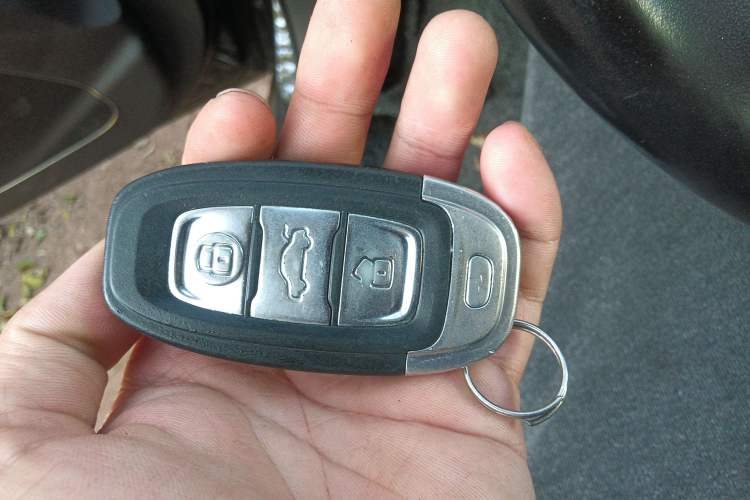 Used Hongqi H7 2017 2.0T Luxury Model Vehicle Key