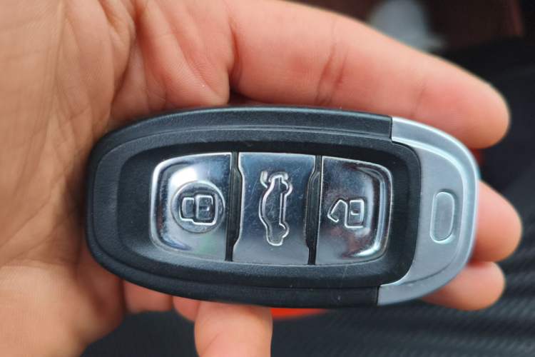 Used Hongqi H7 2017 1.8T Tech Model Vehicle Key